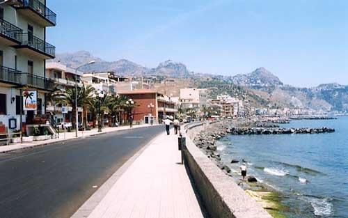 B&B A Casa Di Amici 지아르디니낙소스 외부 사진