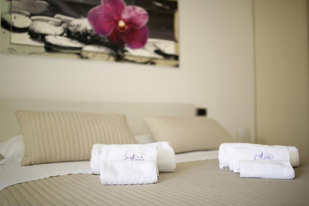 B&B A Casa Di Amici 지아르디니낙소스 외부 사진