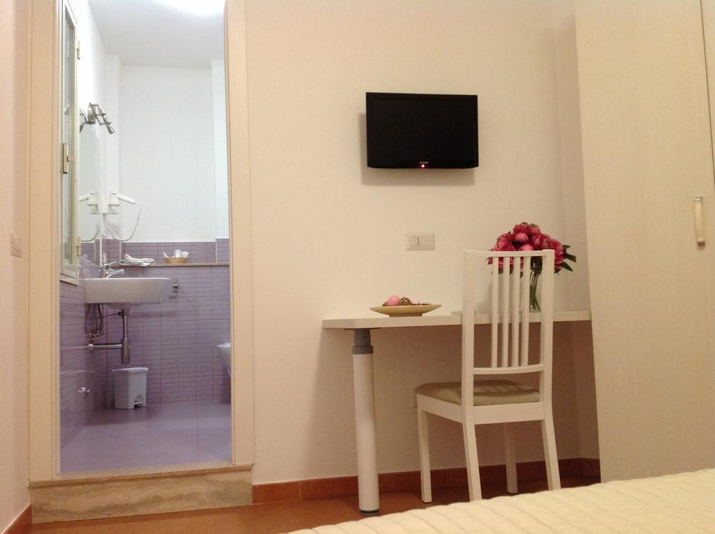 B&B A Casa Di Amici 지아르디니낙소스 외부 사진