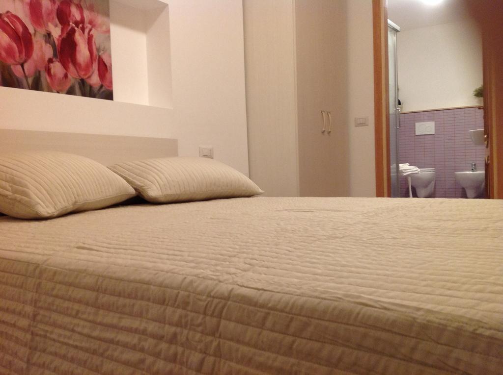 B&B A Casa Di Amici 지아르디니낙소스 객실 사진